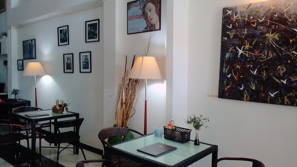 Corner Cafe Bed & Breakfast Hua Hin Bagian luar foto